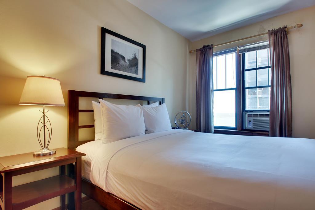 Dewitt Hotel And Suites Chicago Chambre photo
